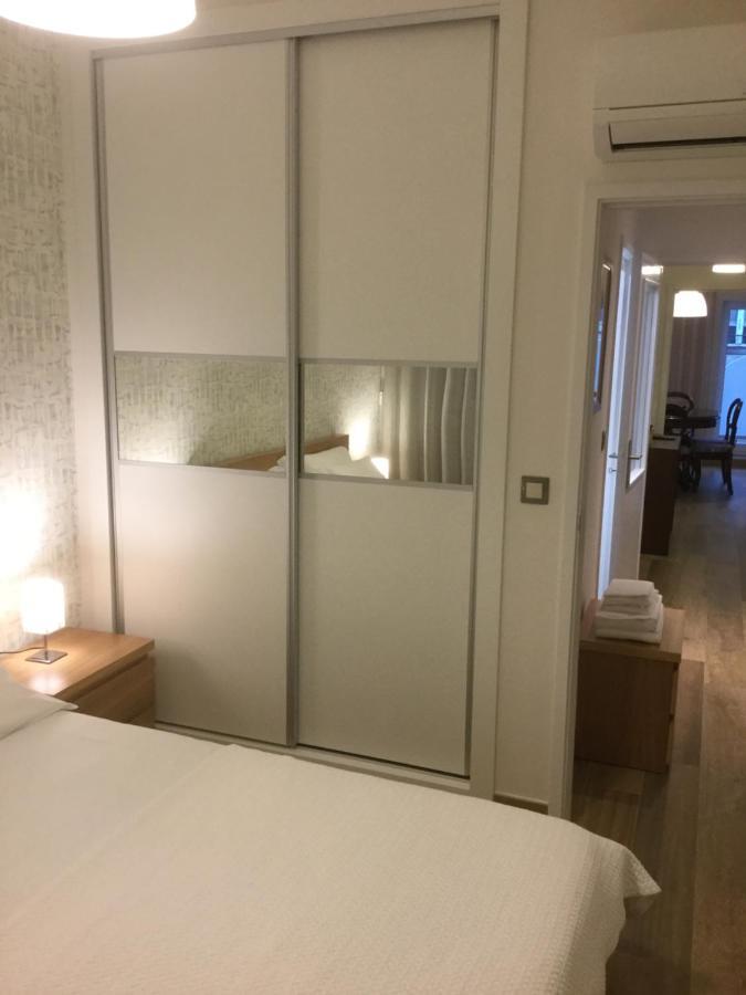 Central & Charming Clerigos Appartments 波尔图 外观 照片